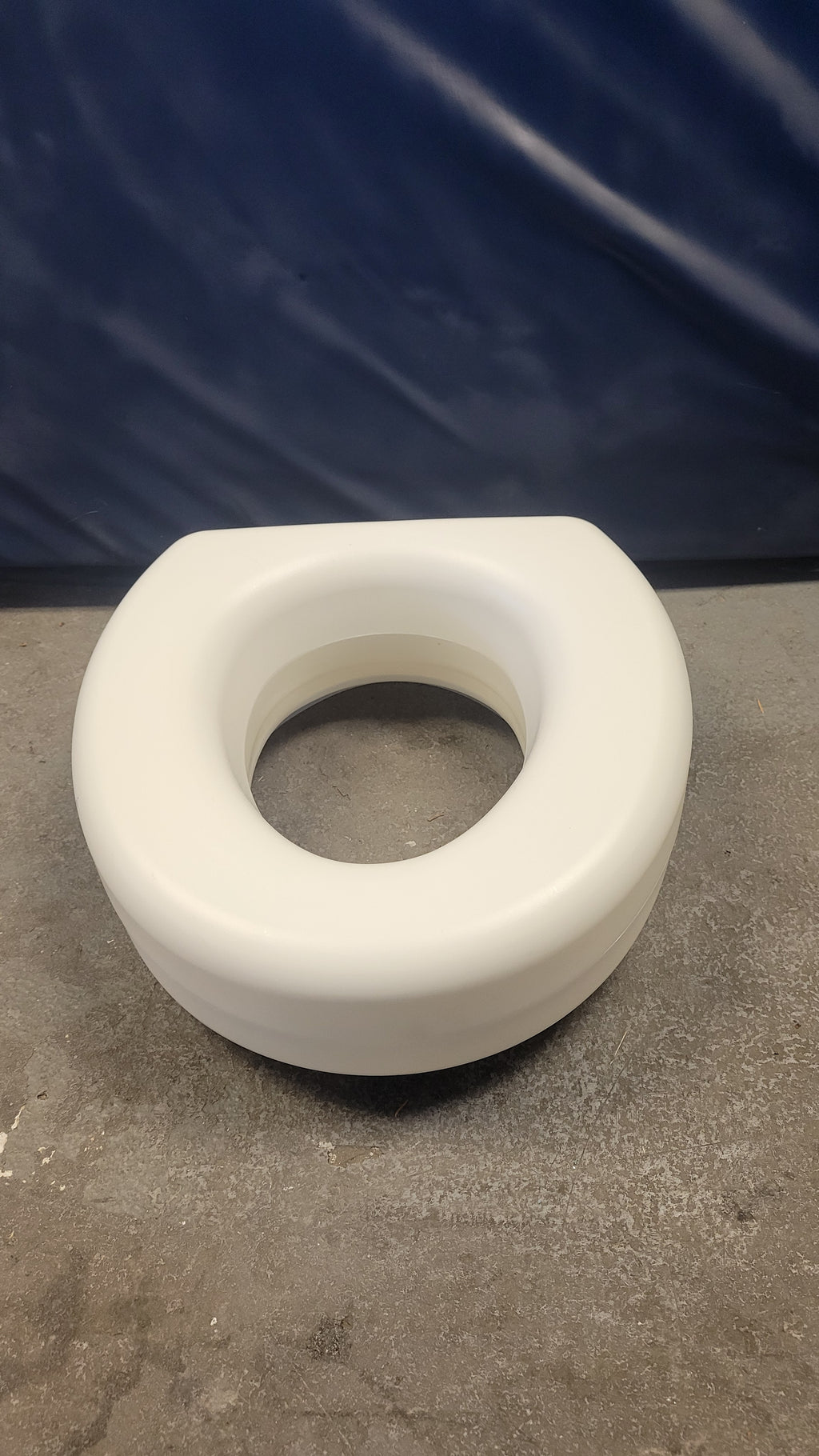 Bubble-Type Raised Toilet Seat, 6 inch
