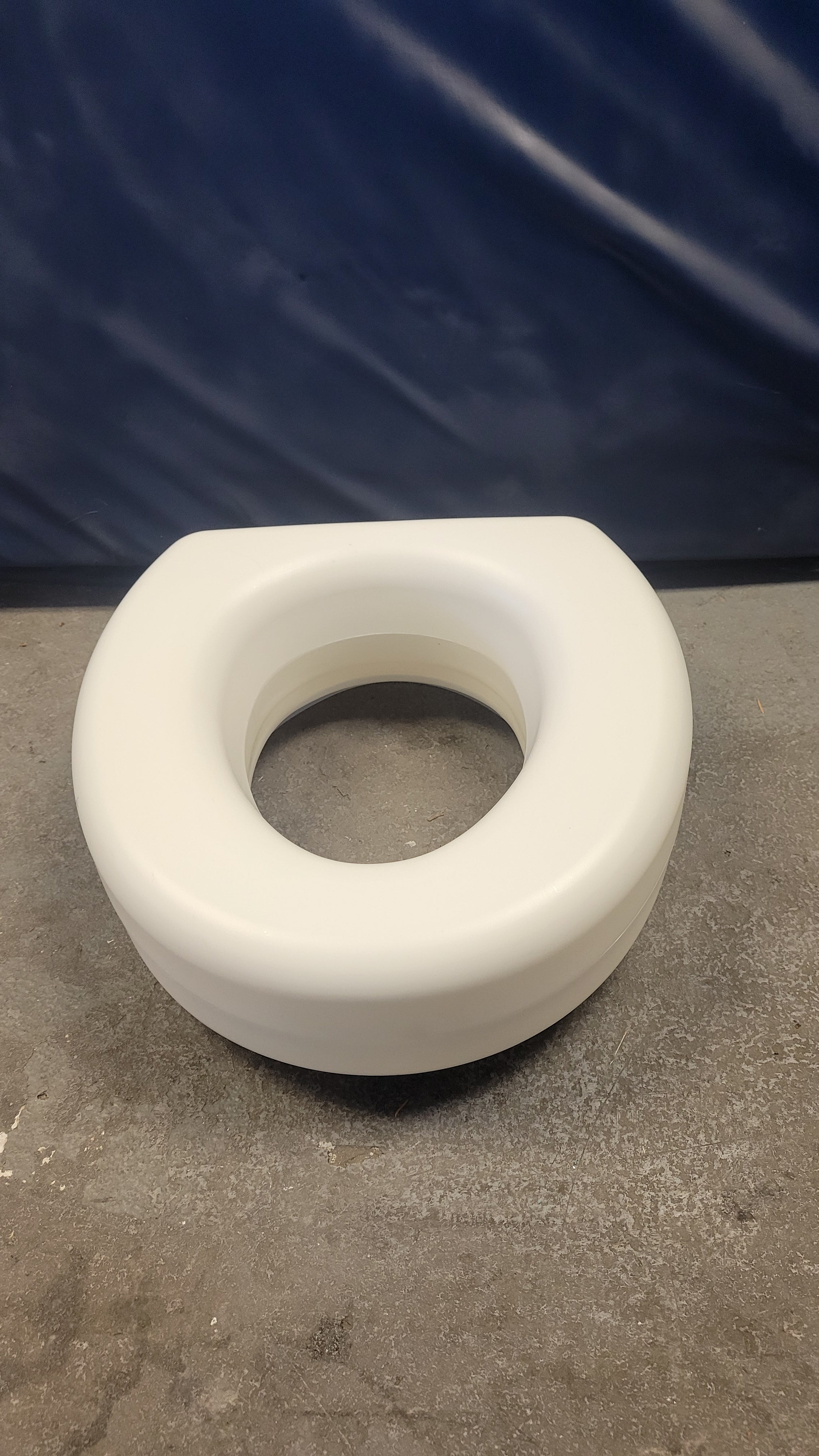 Bubble-Type Raised Toilet Seat, 6 inch