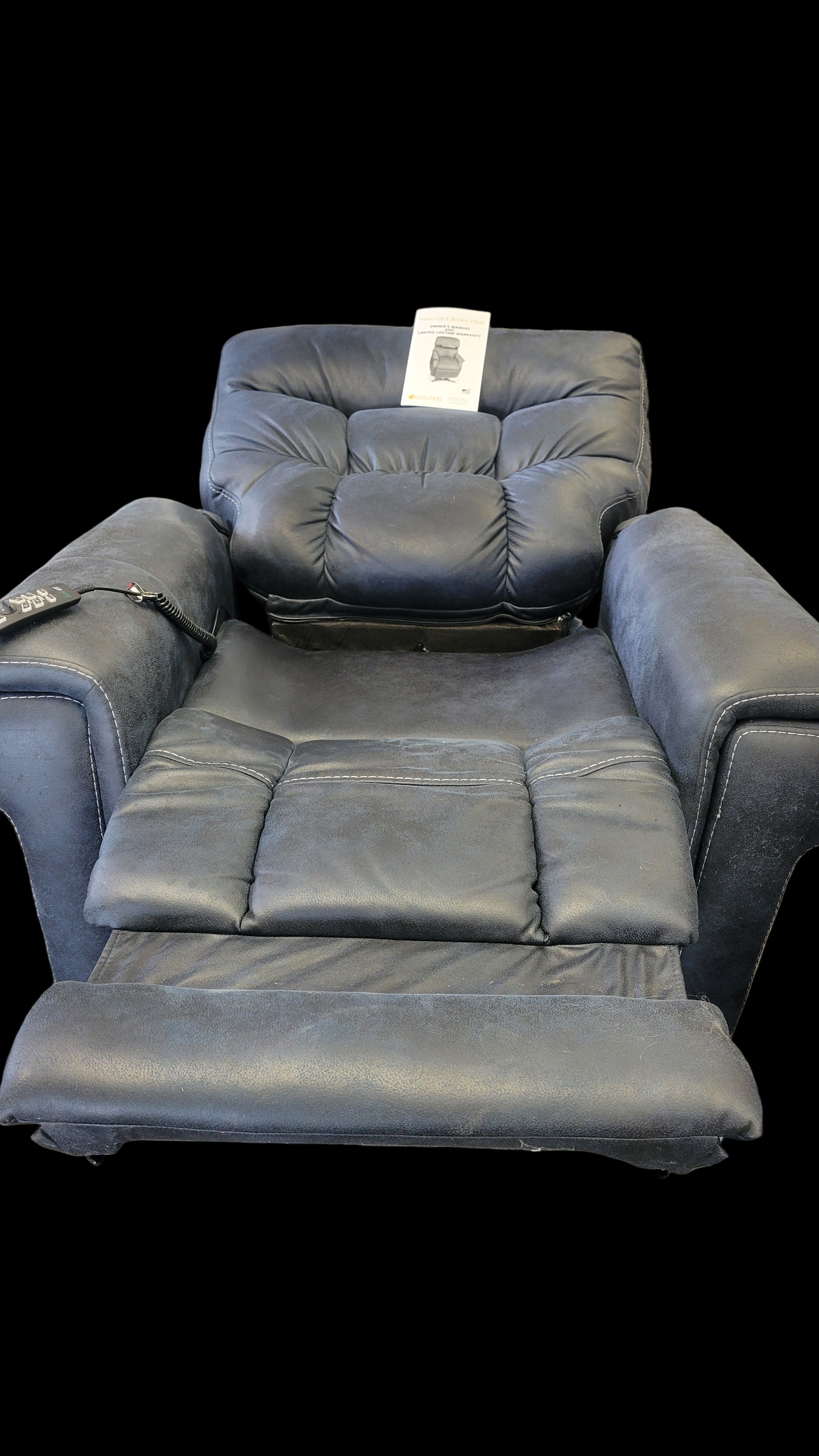 Golden Signature Cambridge Lift Chair & Recliner, Large